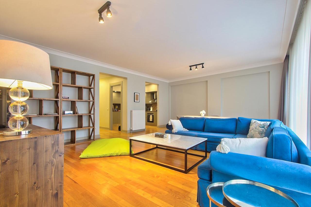 New Build With Modern Amenities And Balcony Apartment