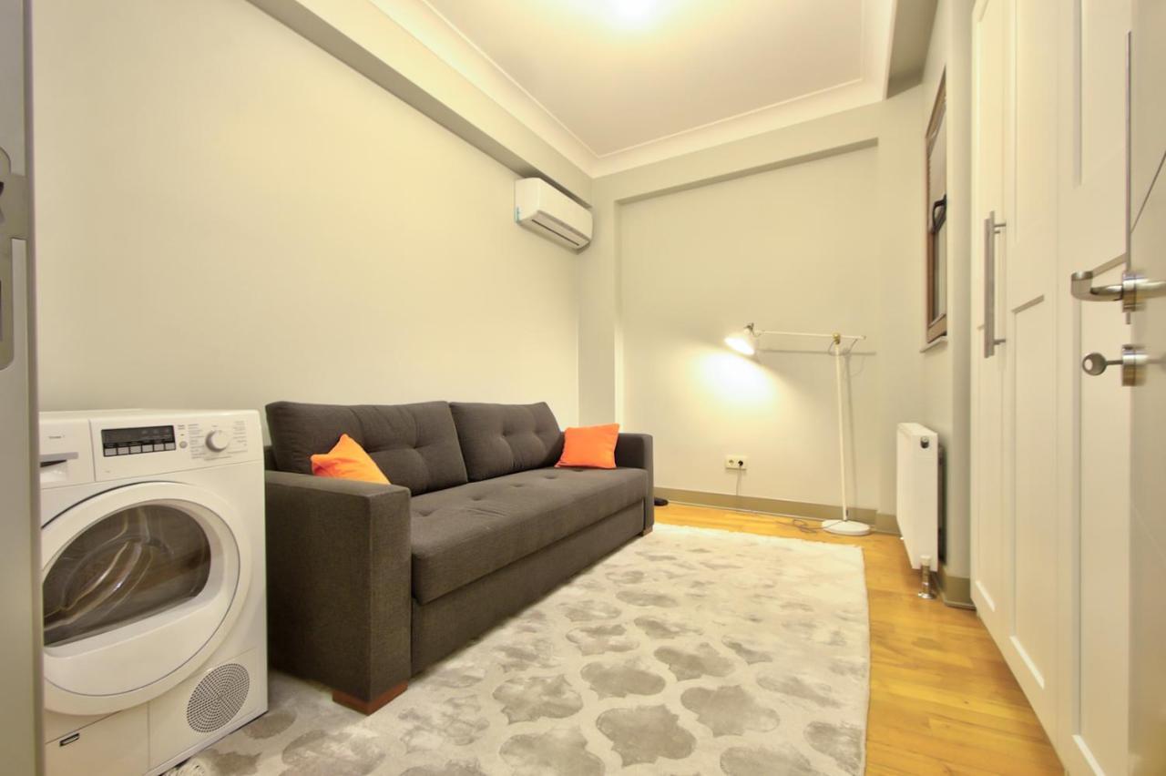 New Build With Modern Amenities And Balcony Apartament *